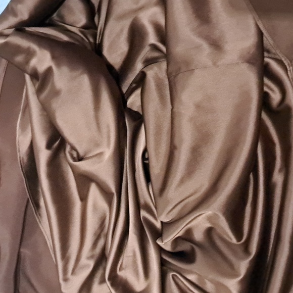 Alex Marie Giselle Satin Surplice V-Neck Drape Front Short Kimono Sleeve… - Picture 7 of 8